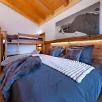 Zillertal Arena 1 Holiday home *
