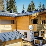 Zillertal Arena 1 Holiday home *