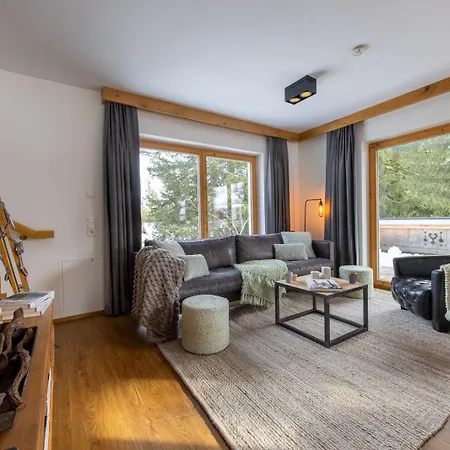 Zillertal Arena 1 *